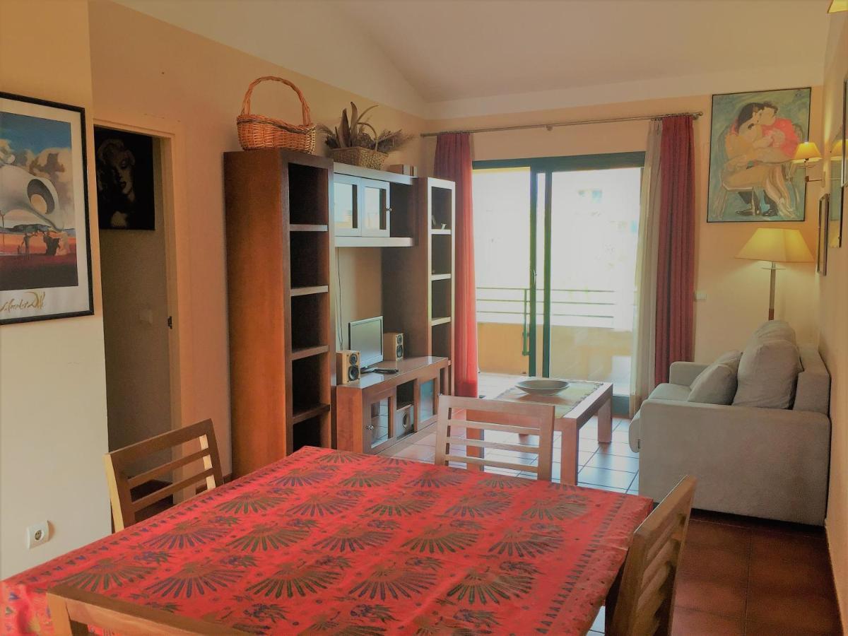 Ongi Etorri Appartement Calafat Buitenkant foto
