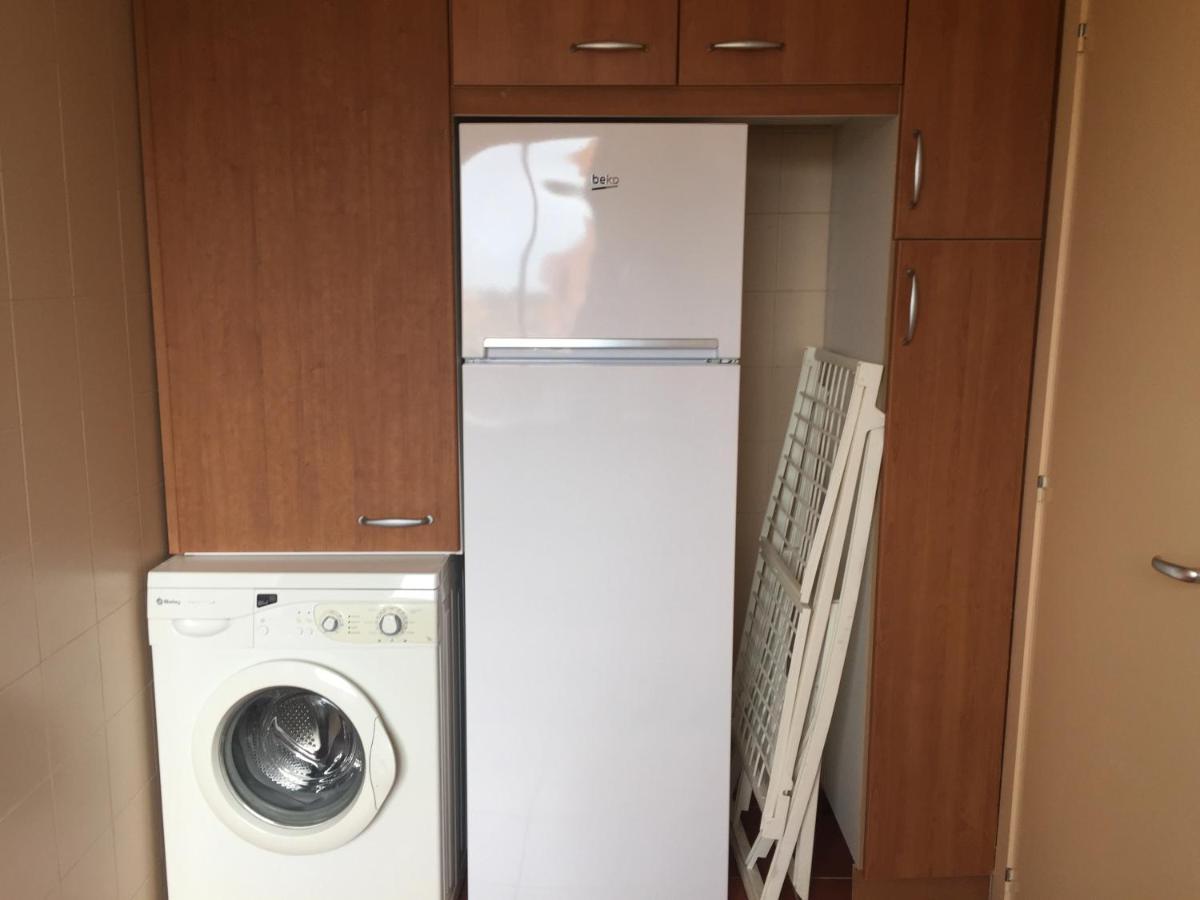 Ongi Etorri Appartement Calafat Buitenkant foto
